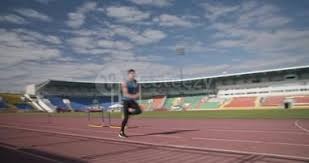 百家乐新手别和运气较劲（新手玩百家乐别盲目拼运气）